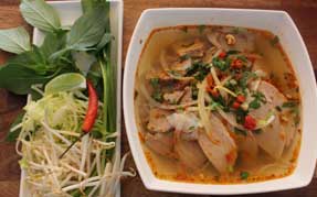 Bún bò huế